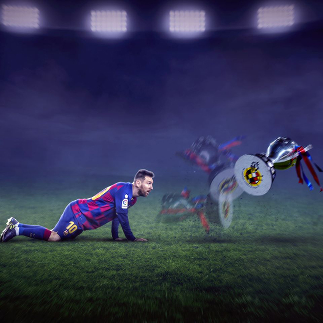 Ảnh chế: Một mình Messi không thể “gánh” nổi Barca